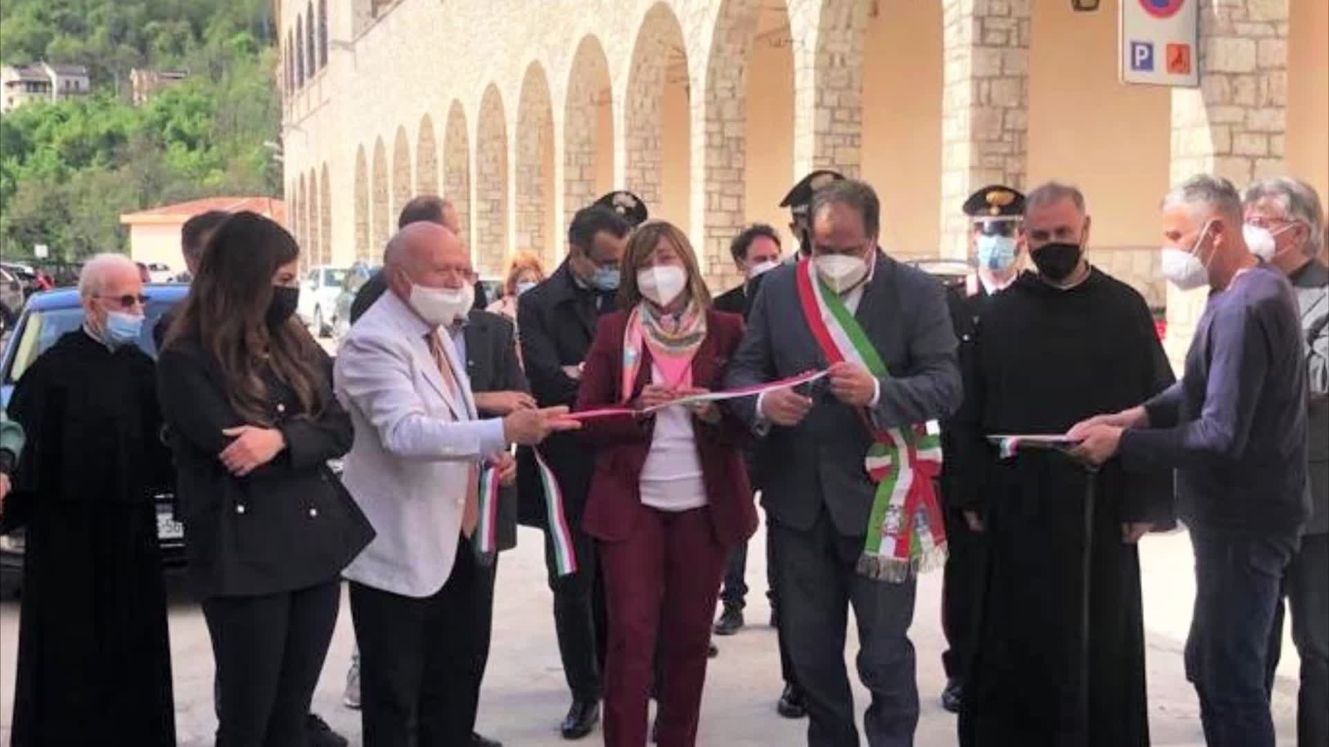 Tesei in visita agli ospedali di Norcia e Cascia: "Sono due priorità"