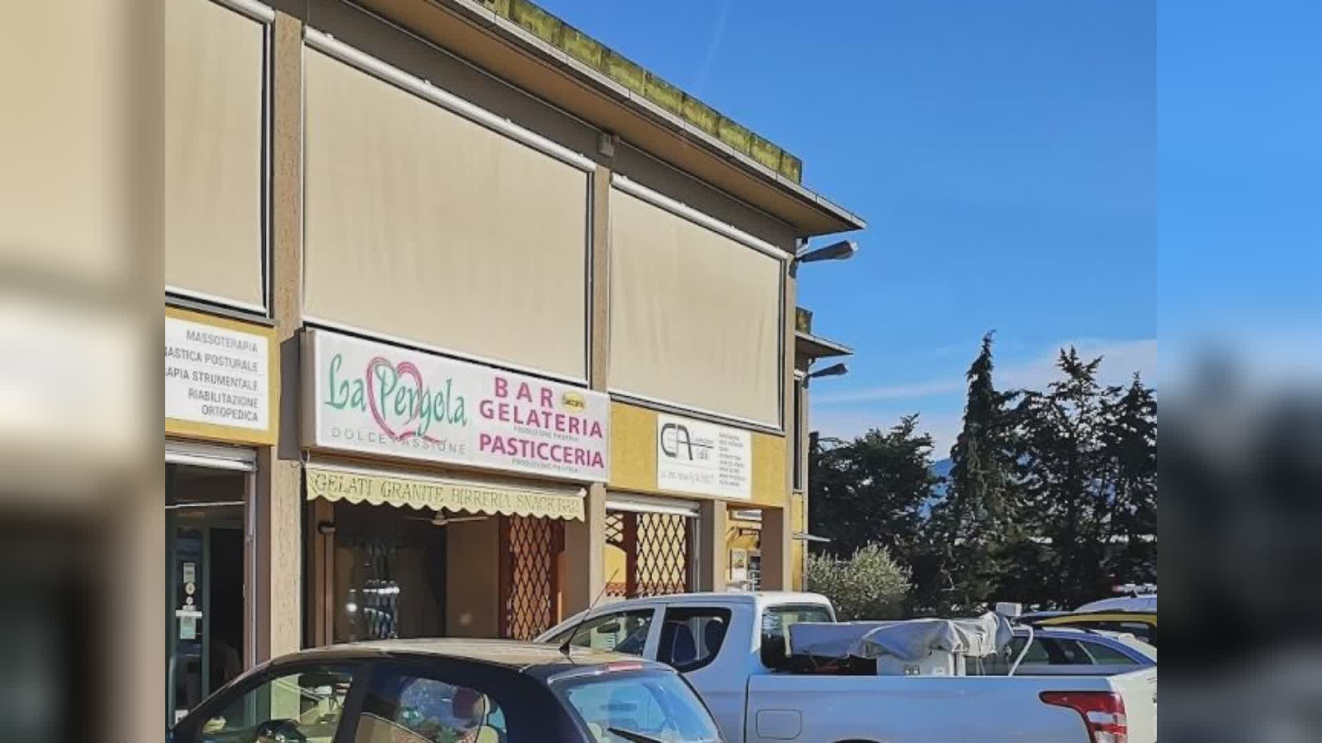 Rapina a mano armata in una gelateria. Altro furto giovedì scorso