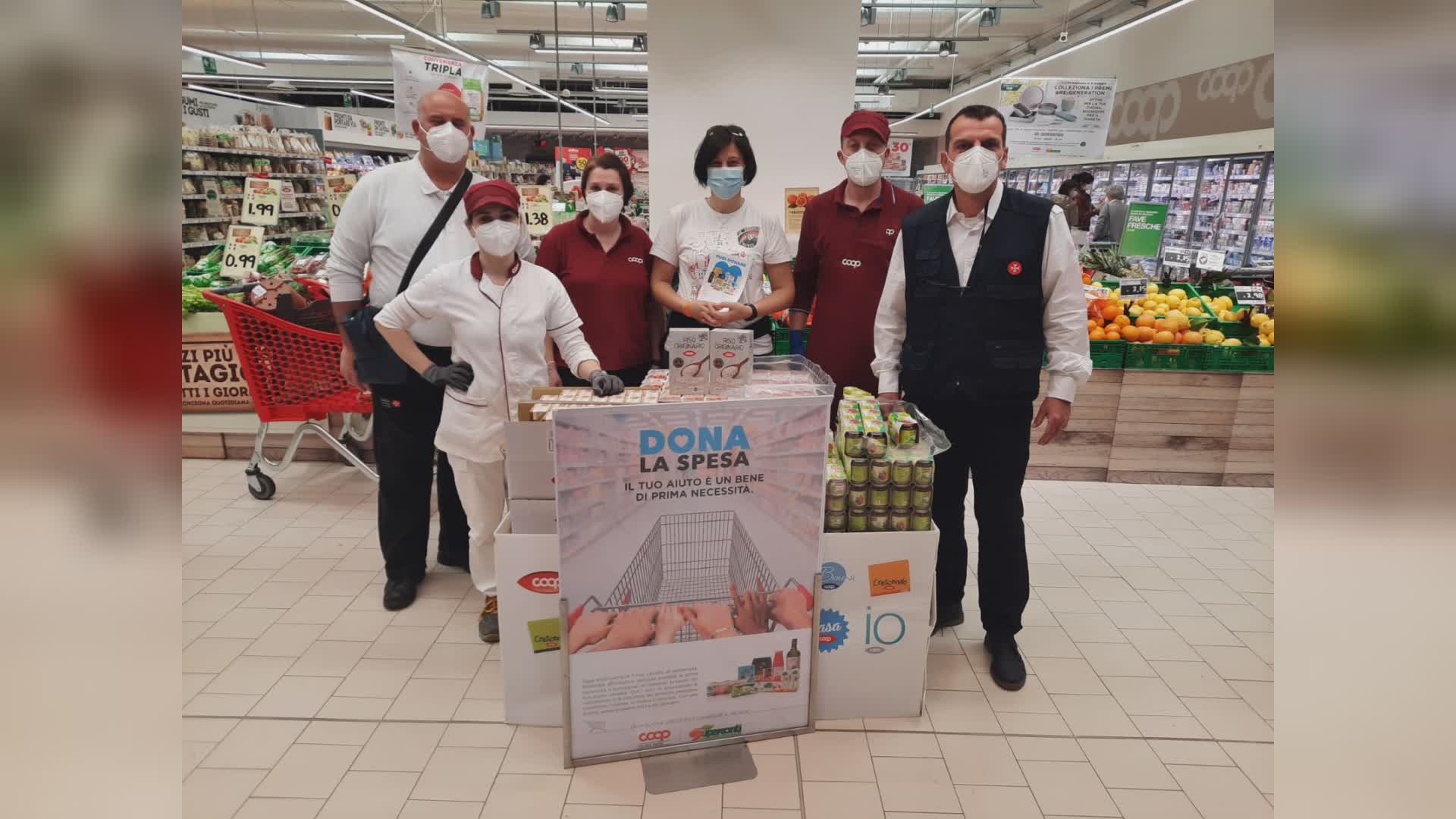 Colletta alimentare, un successo nei negozi Coop