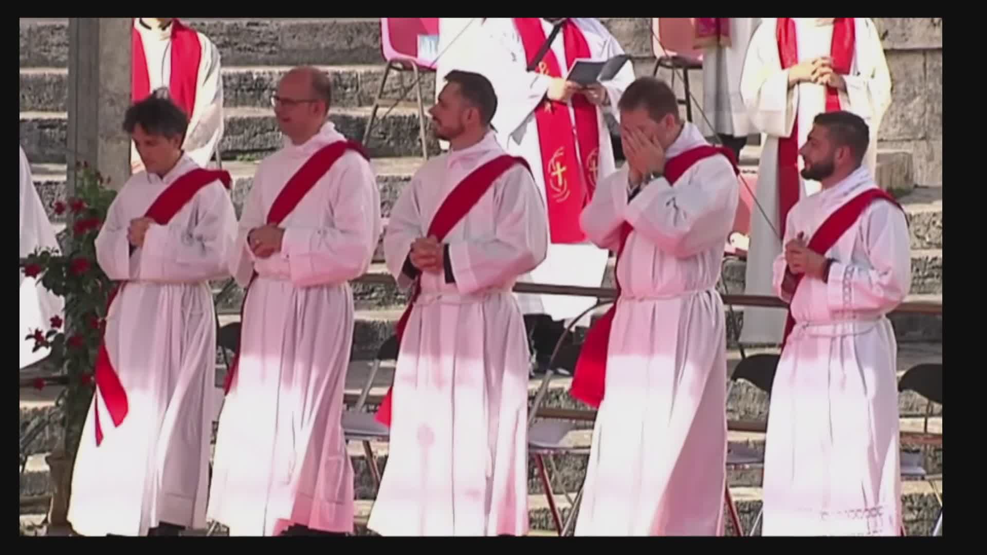 Celebrazione in Piazza IV Novembre per cinque neo sacerdoti