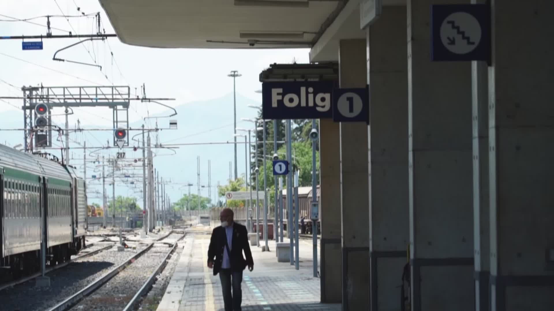 Foligno, si sente male nel treno. Aveva ingerito ovuli di eroina