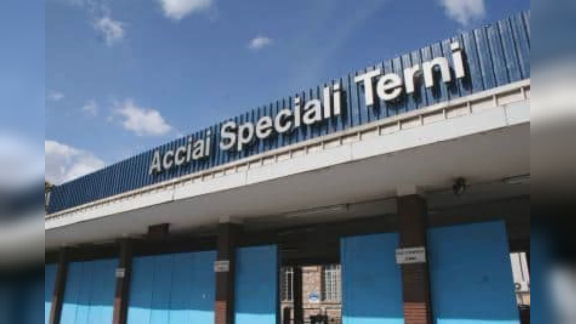 Infortunio Ast, 30 giorni di prognosi per operaio