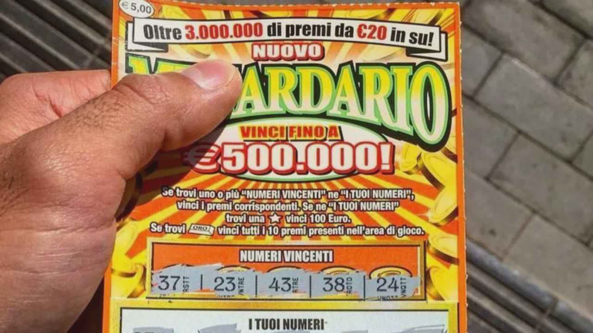 Vincita top al Gratta e Vinci: con 5 euro ne vince 500 mila