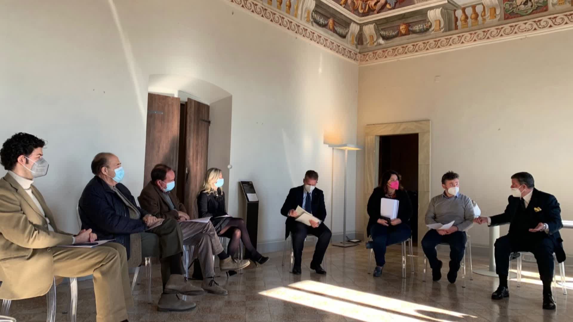 Nuovo decreto sull’oleoturismo: la firma del MTO a Villa Fabri