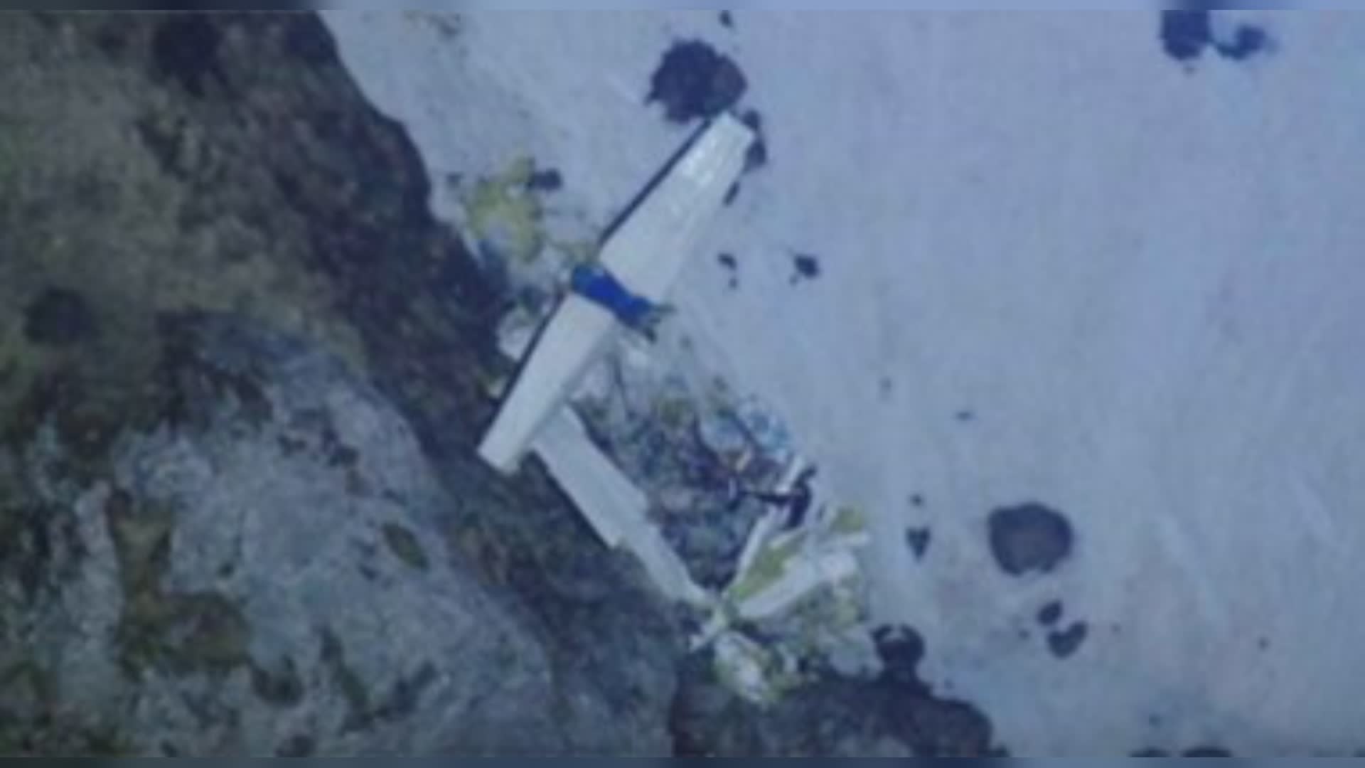 Pilota disperso in Svizzera, droni vedono aereo in canalone