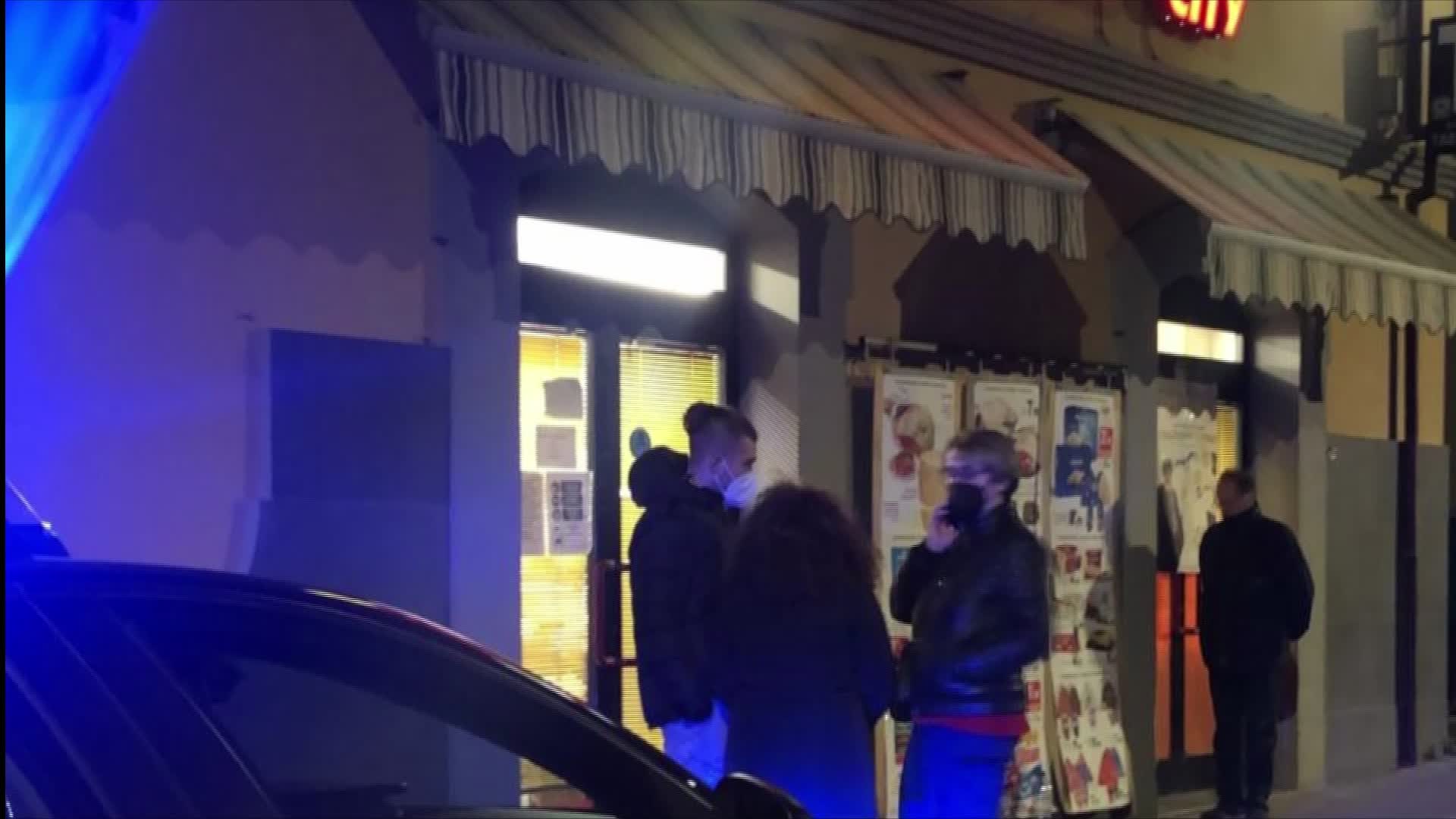 Rapina a mano armata in un supermercato: bottino ingente