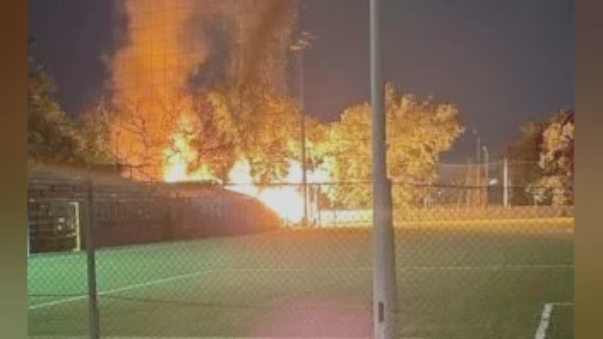 Fiamme al campo di Santa Sabina, si indaga sulla natura dell’incendio