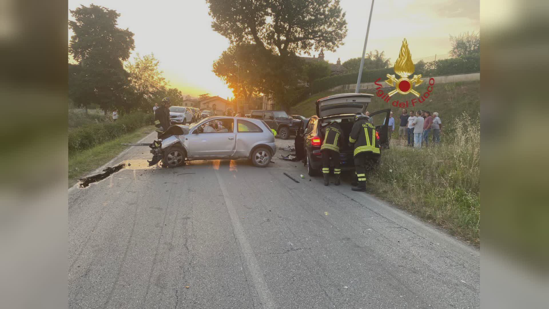 Incidente sulla provinciale, 4 feriti: c’è anche un bimbo