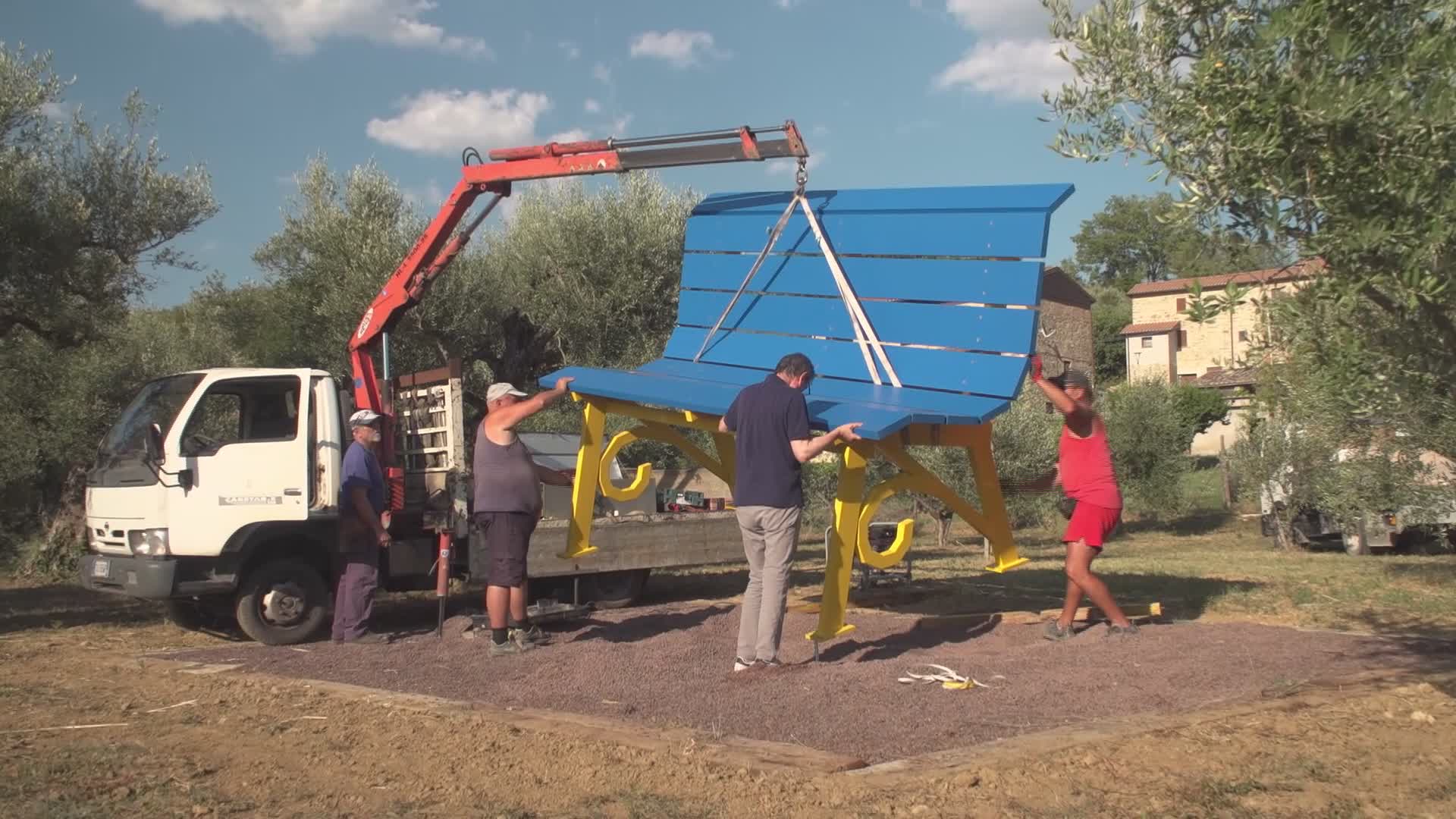 Ecco la prima "big bench" umbra, per promuovere il turismo glocal