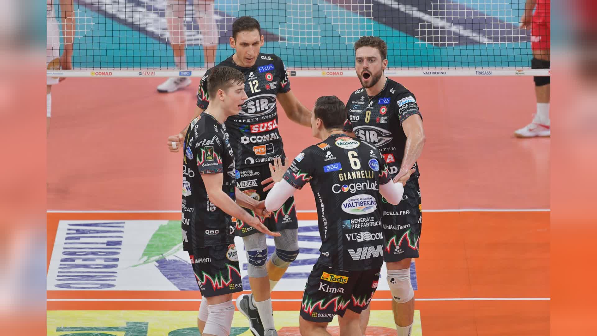 I campioni del mondo Sir e Conegliano si impongono 3-0. Bartoccini ko