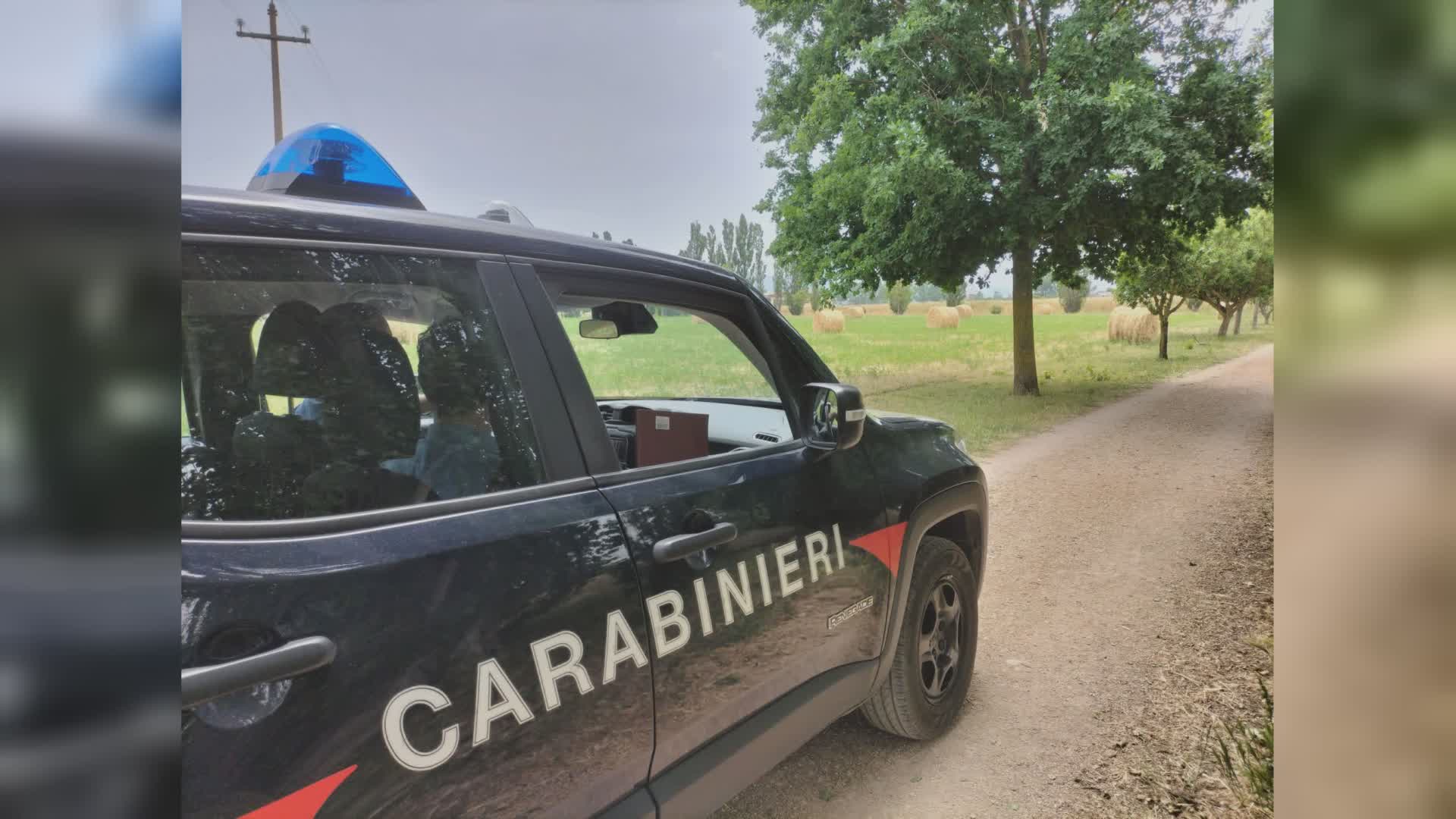 Guida auto non sua, fermato, aggredisce i carabinieri: arrestato