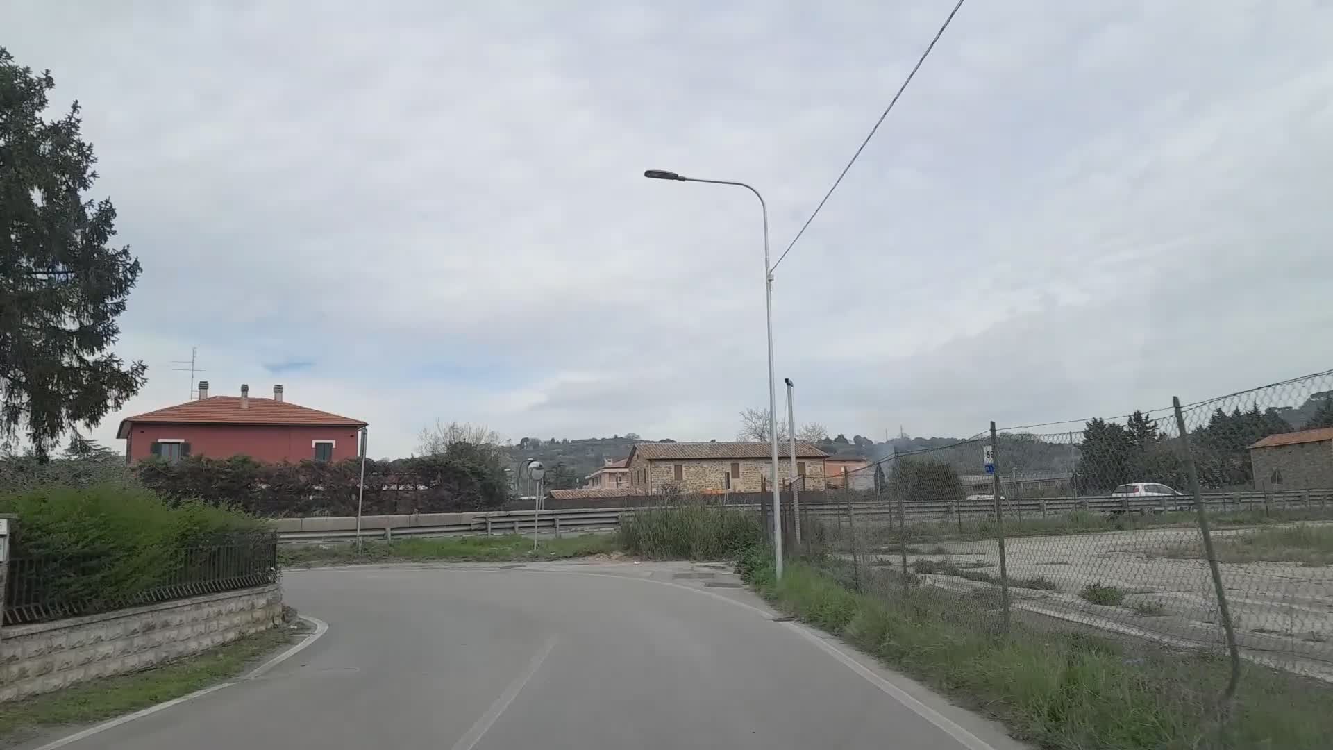 Rifatta strada a Balanzano, ma residenti chiedono nuova viabilità