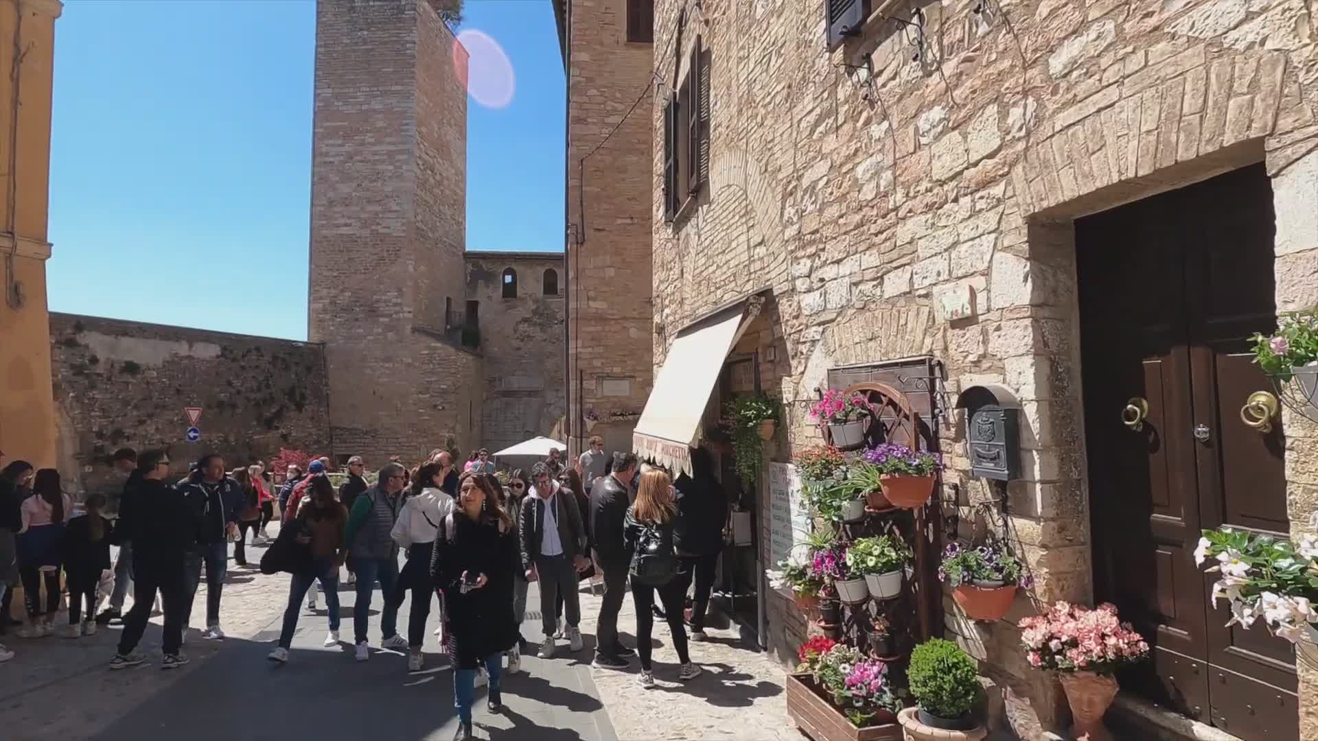 Spello da record: +250% prenotazioni su Airbnb