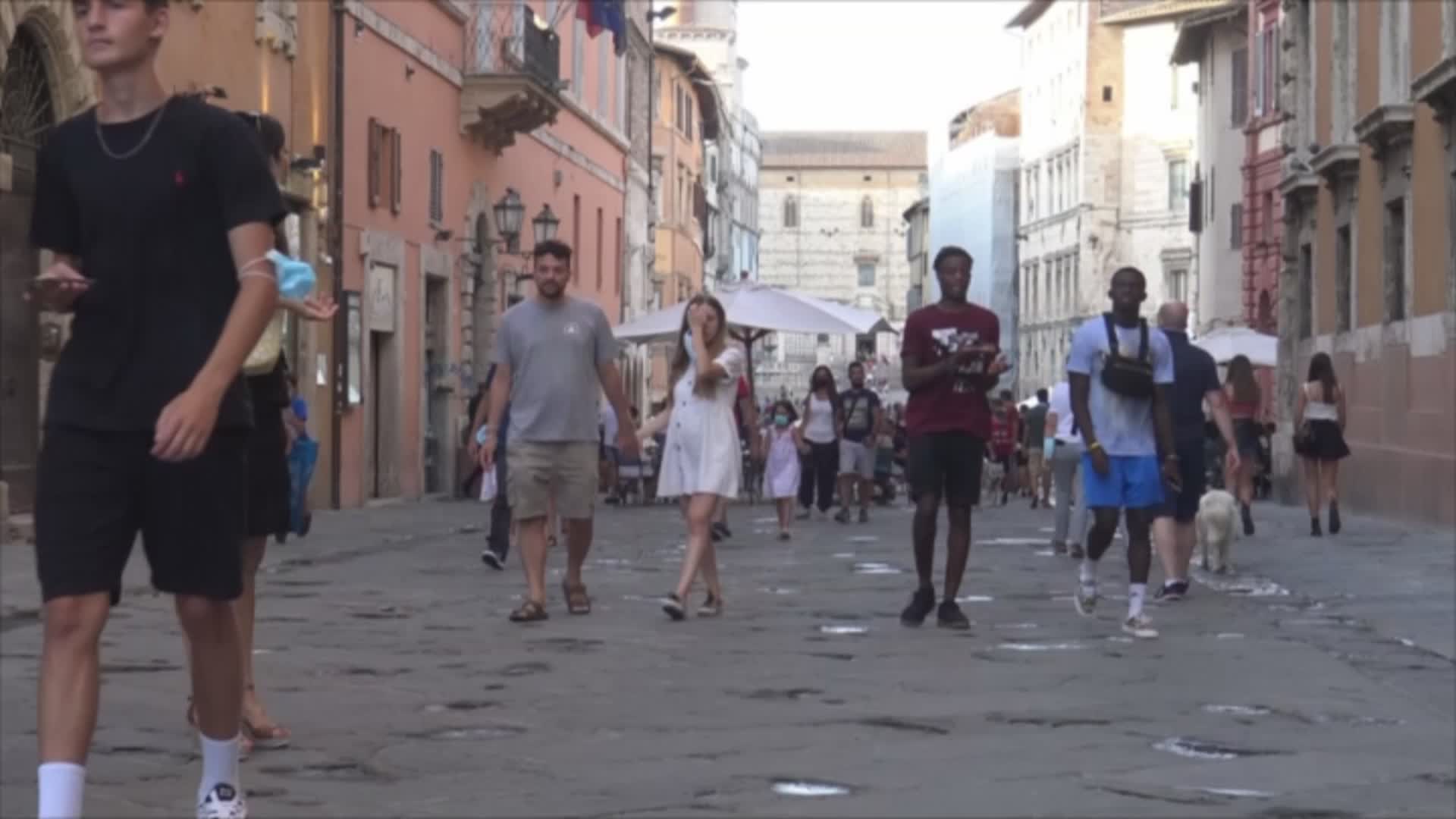 Palazzo dei Priori, i luoghi dove la mascherina è obbligatoria