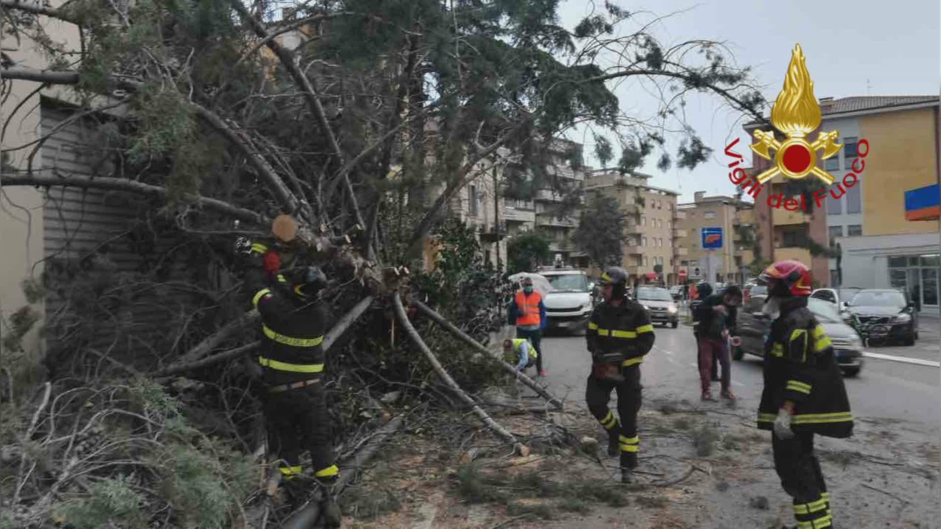 Maltempo, disagi in tutta la regione