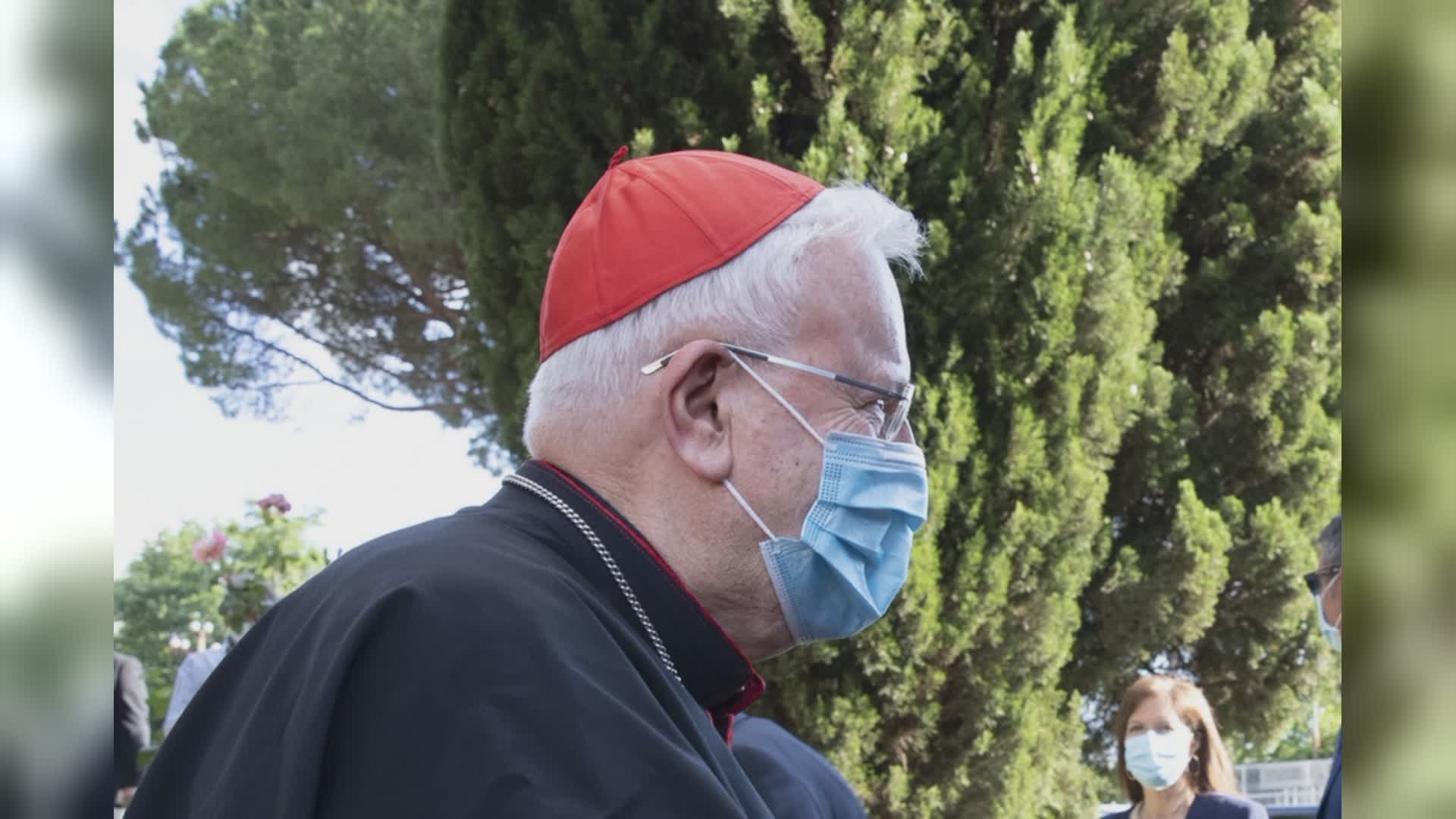 Covid, il Cardinale Bassetti trasferito in ospedale