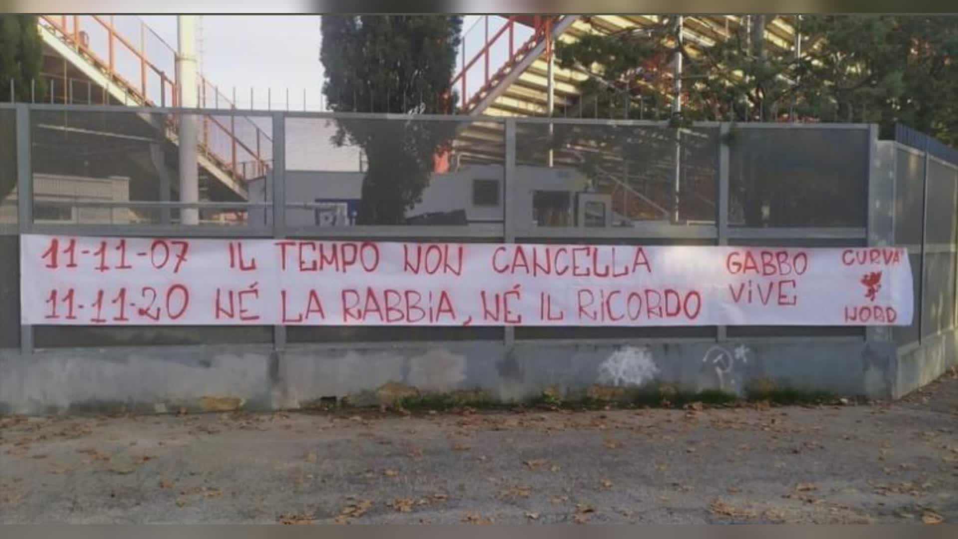 Stadio Curi, striscione per Gabriele Sandri a tredici anni dalla morte