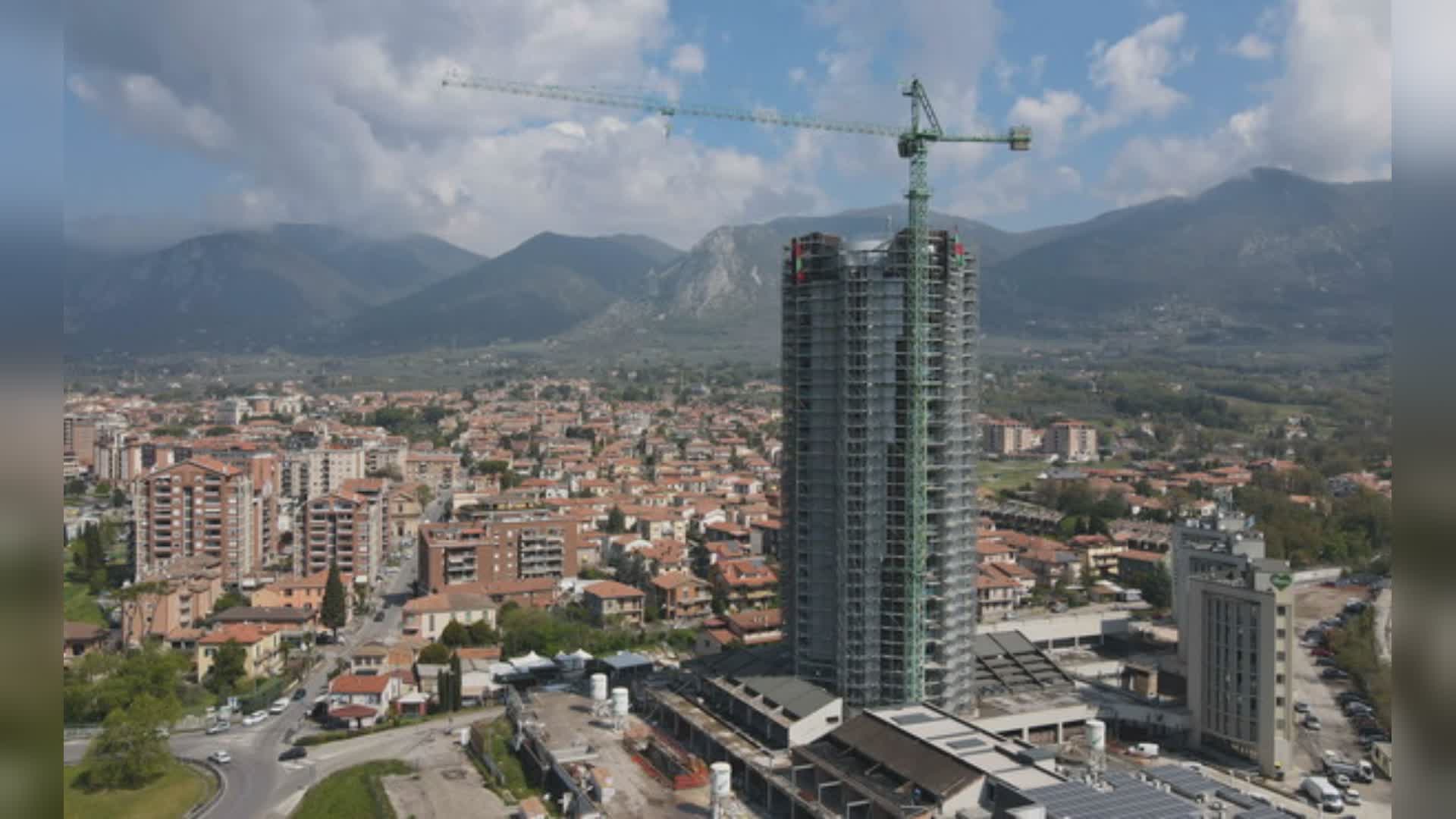 Tulipano: via le impalcature a giugno, pronti uffici e appartamenti