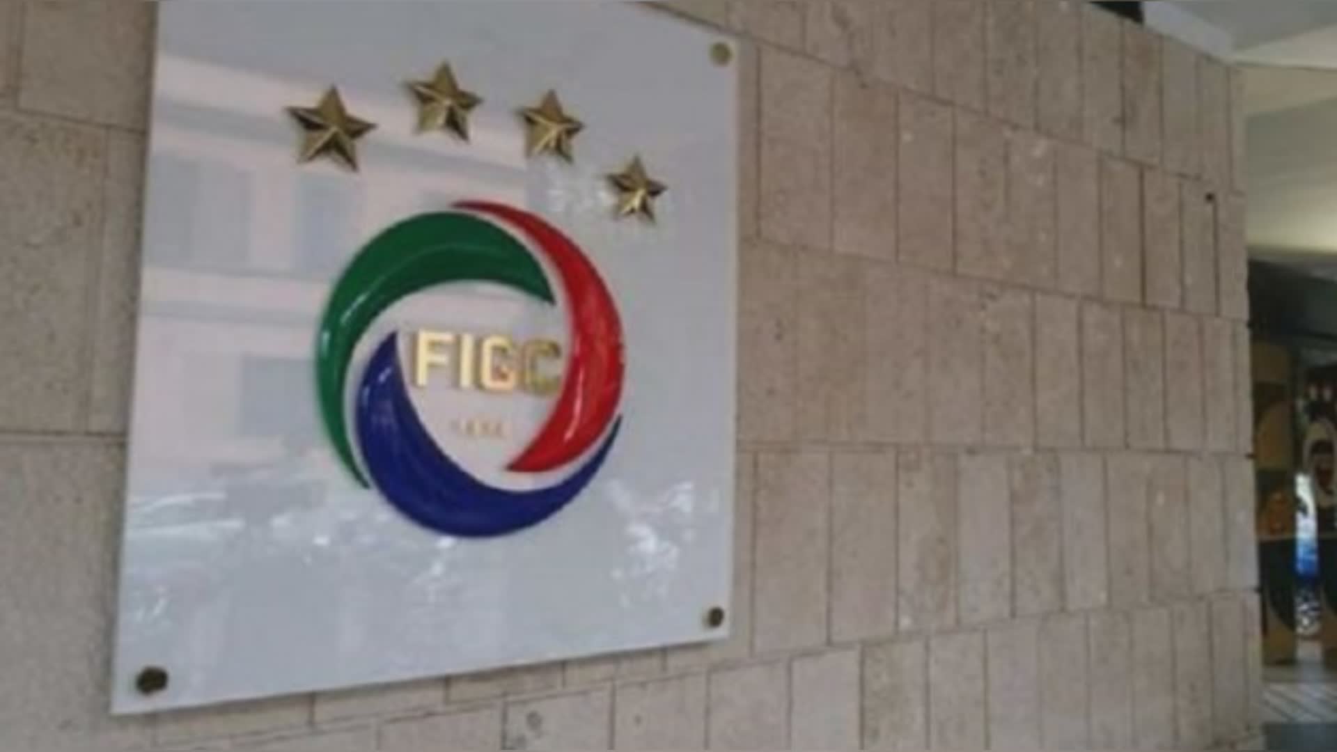 Nota Figc: ecco come e quando risolvere o rinnovare i prestiti