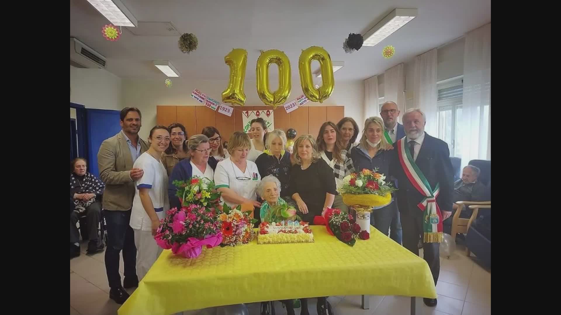 Grande festa per i 100 anni di Nonna Miranda Paolotti