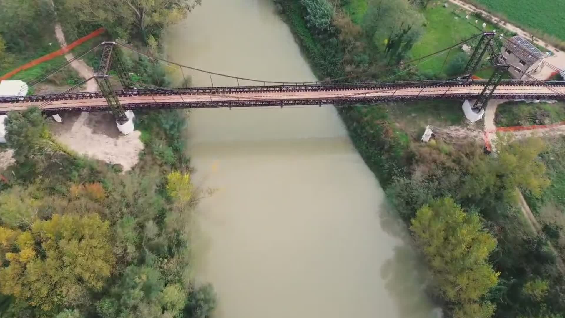 Dopo 40 anni riapre il ponte Bailey sul Tevere