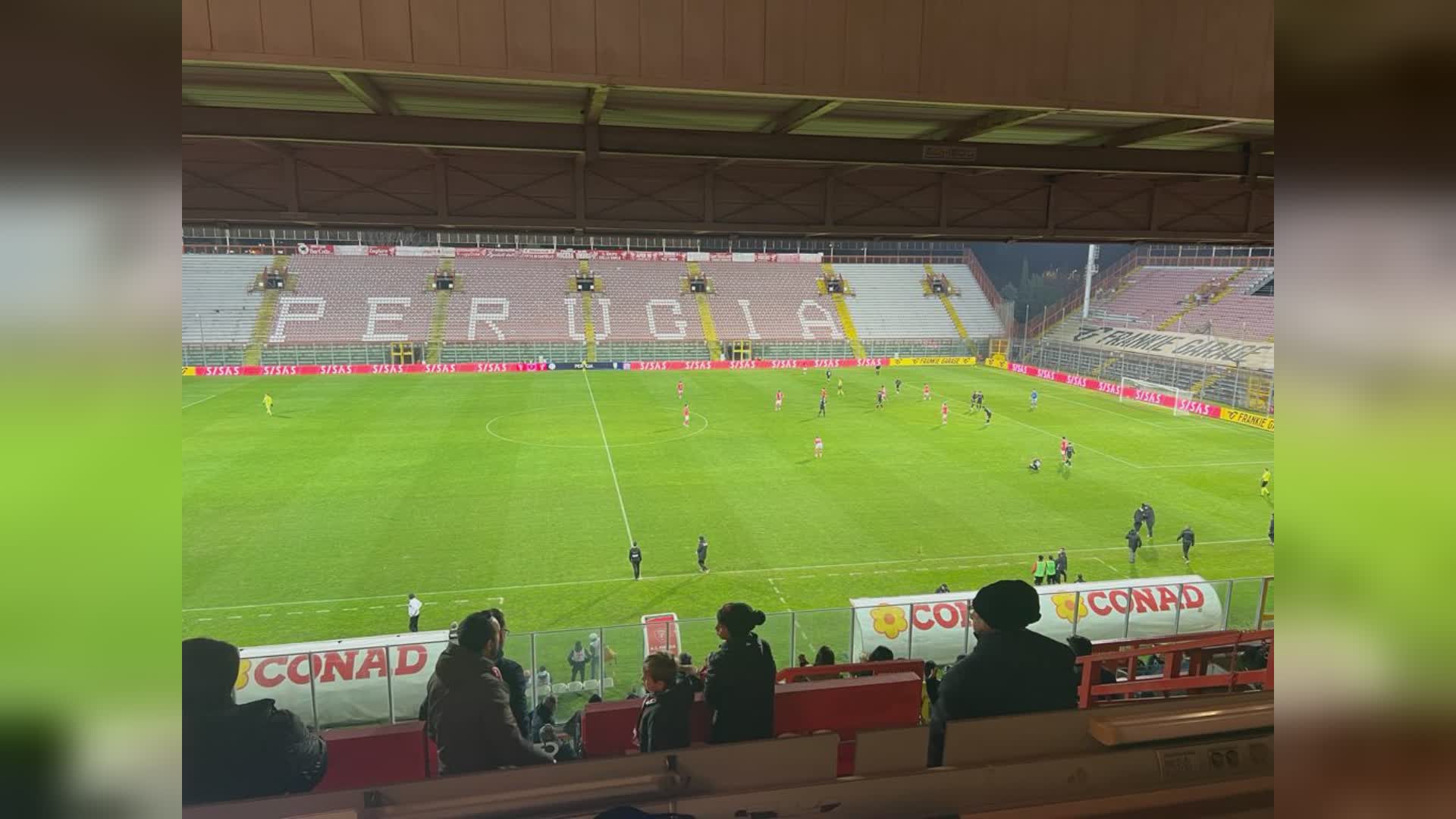 Perugia-Vis Pesaro 2-2: Grifo rimontato due volte e contestato