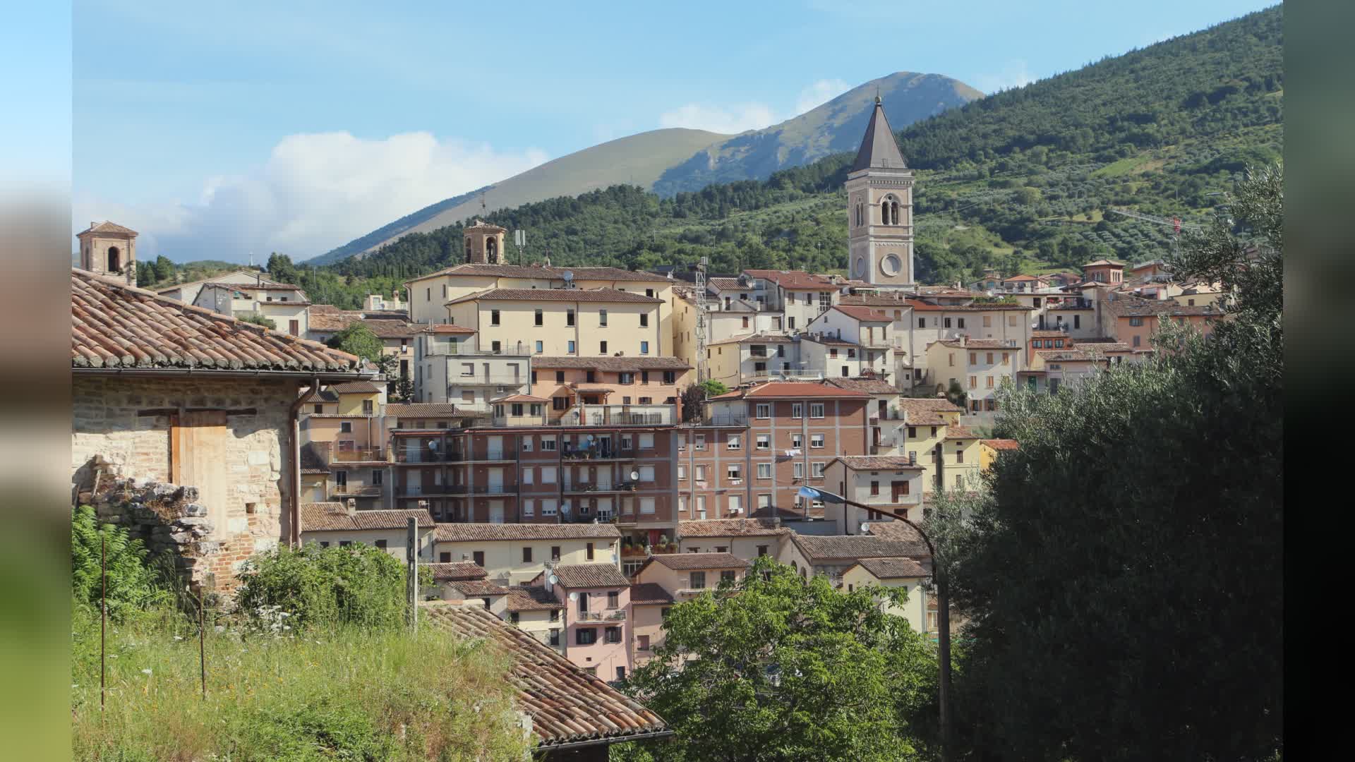 Catturato latitante per stupro, dormiva nascosto in una tenda mimetica