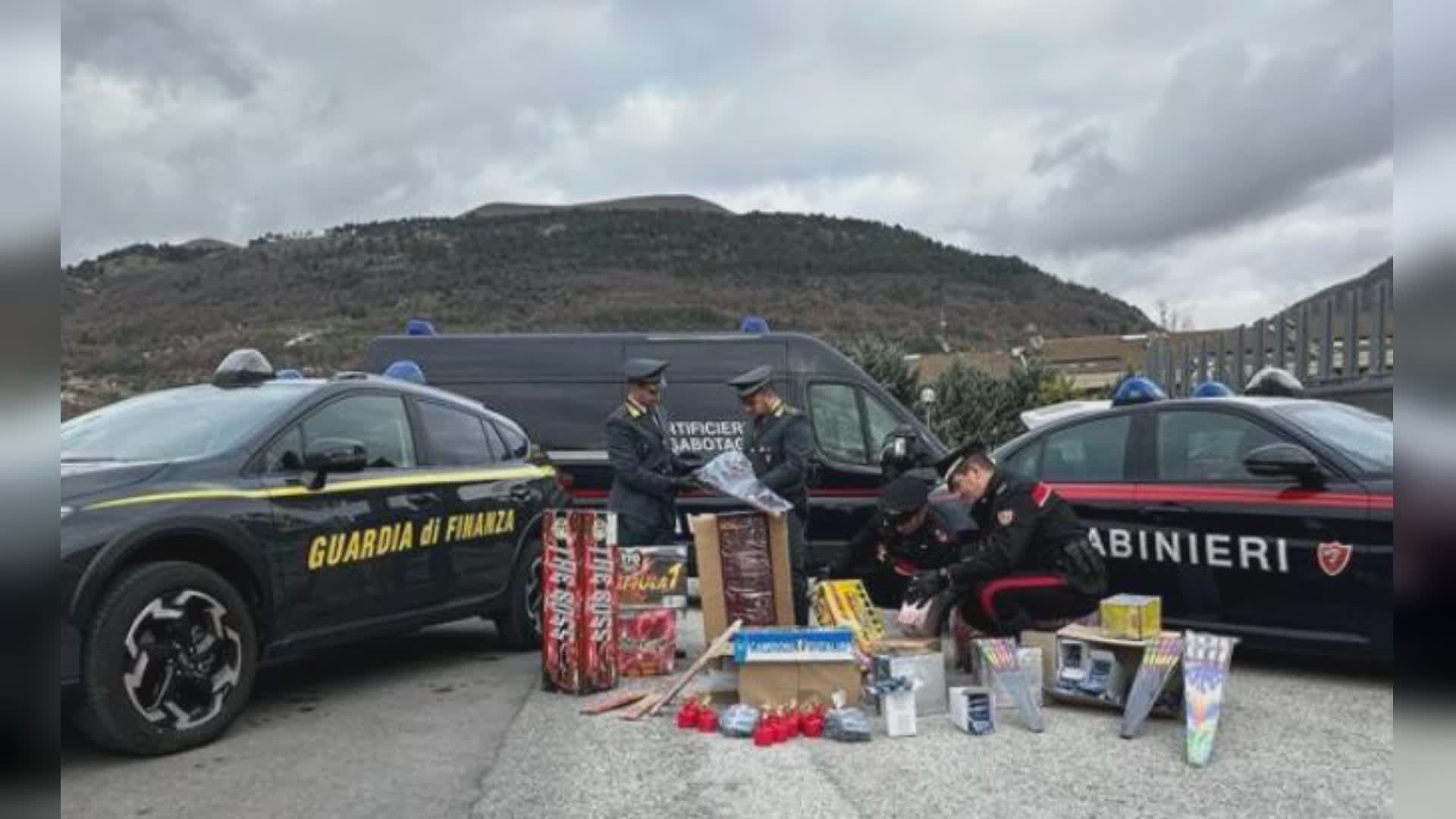 Vendeva abusivamente “botti” illegali: arrestato da GDF e Carabinieri