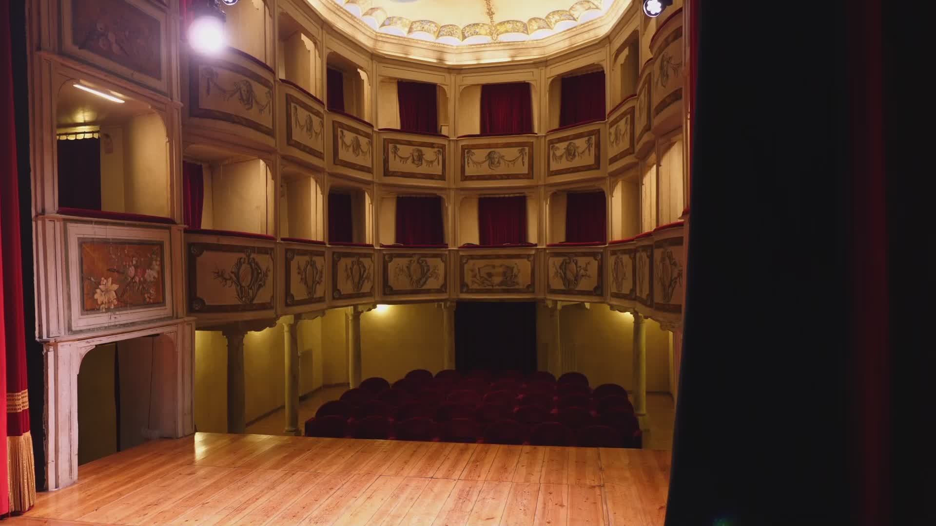 Si riaprono le porte del Teatro della Concordia restaurato