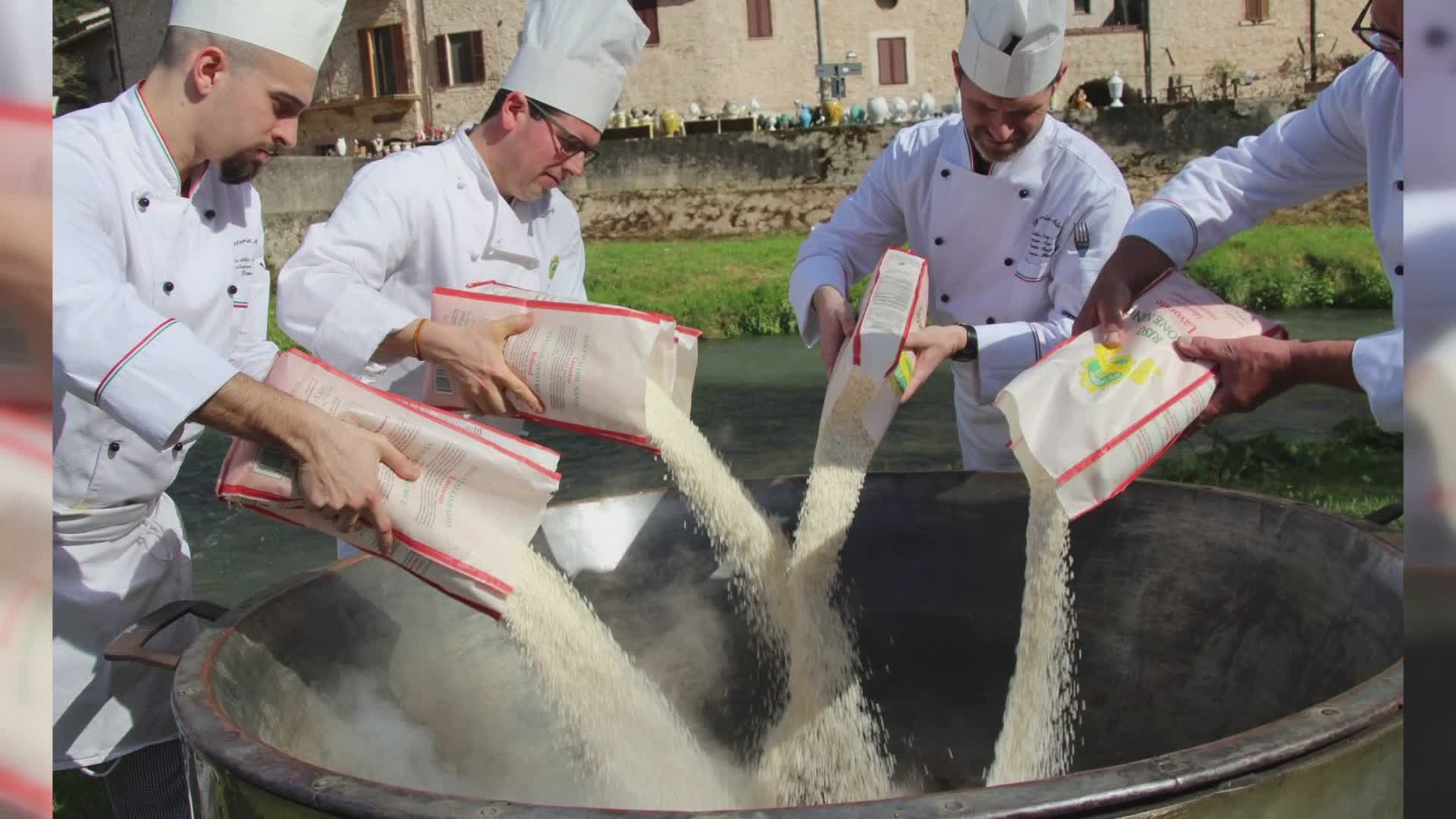 Scheggino celebra il Diamante Nero con risotto record