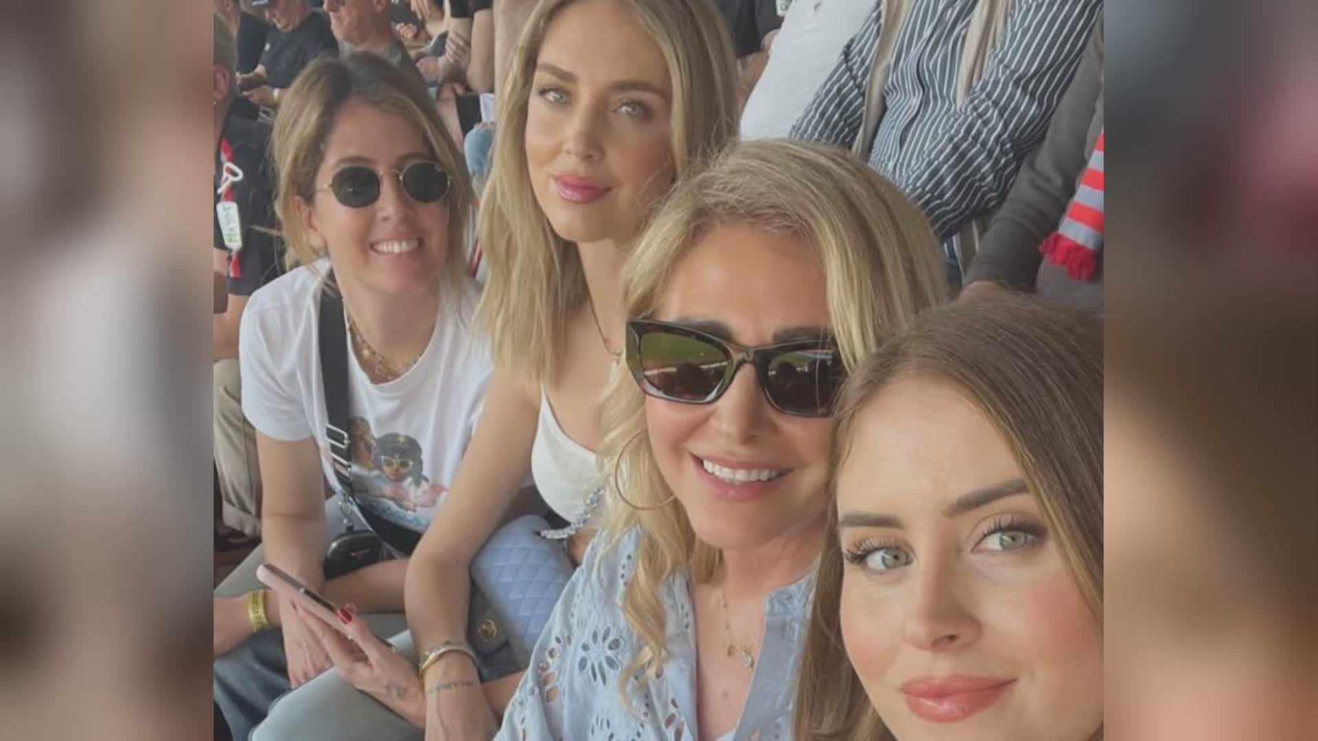 La Ferragni perde pure allo stadio: ecco il suo selfie (prima del gol)