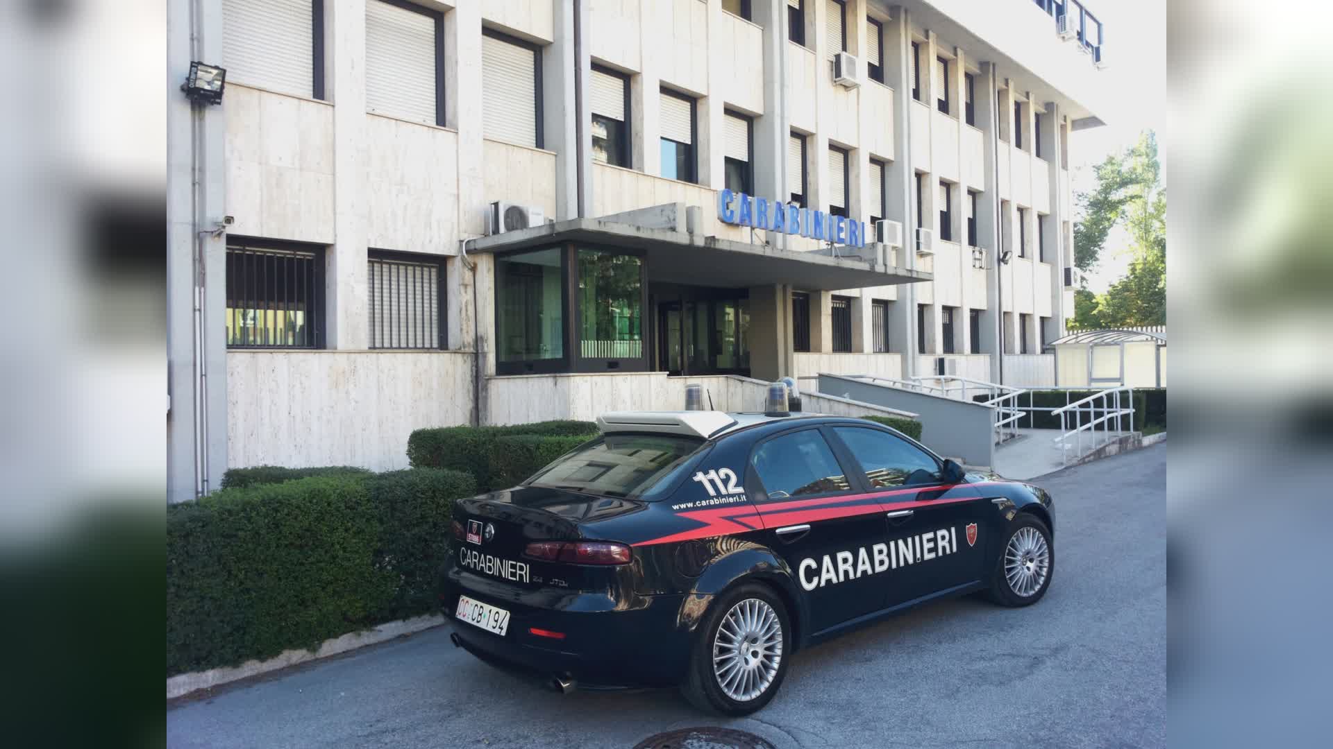 Spaccio droga, quattro arresti. Sequestrate oltre 200 dosi