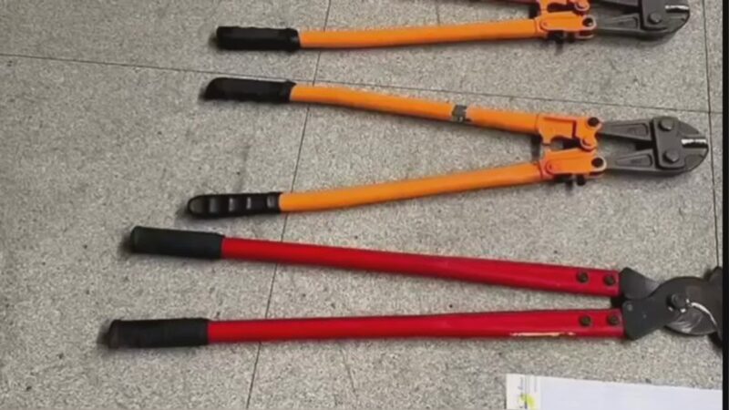 Furti di rame sulla linea ferroviaria: polizia arresta 7 persone