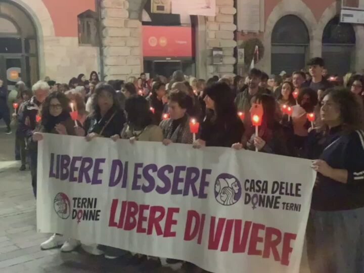 L’abbraccio di Terni a Fatiha, vittima di femminicidio