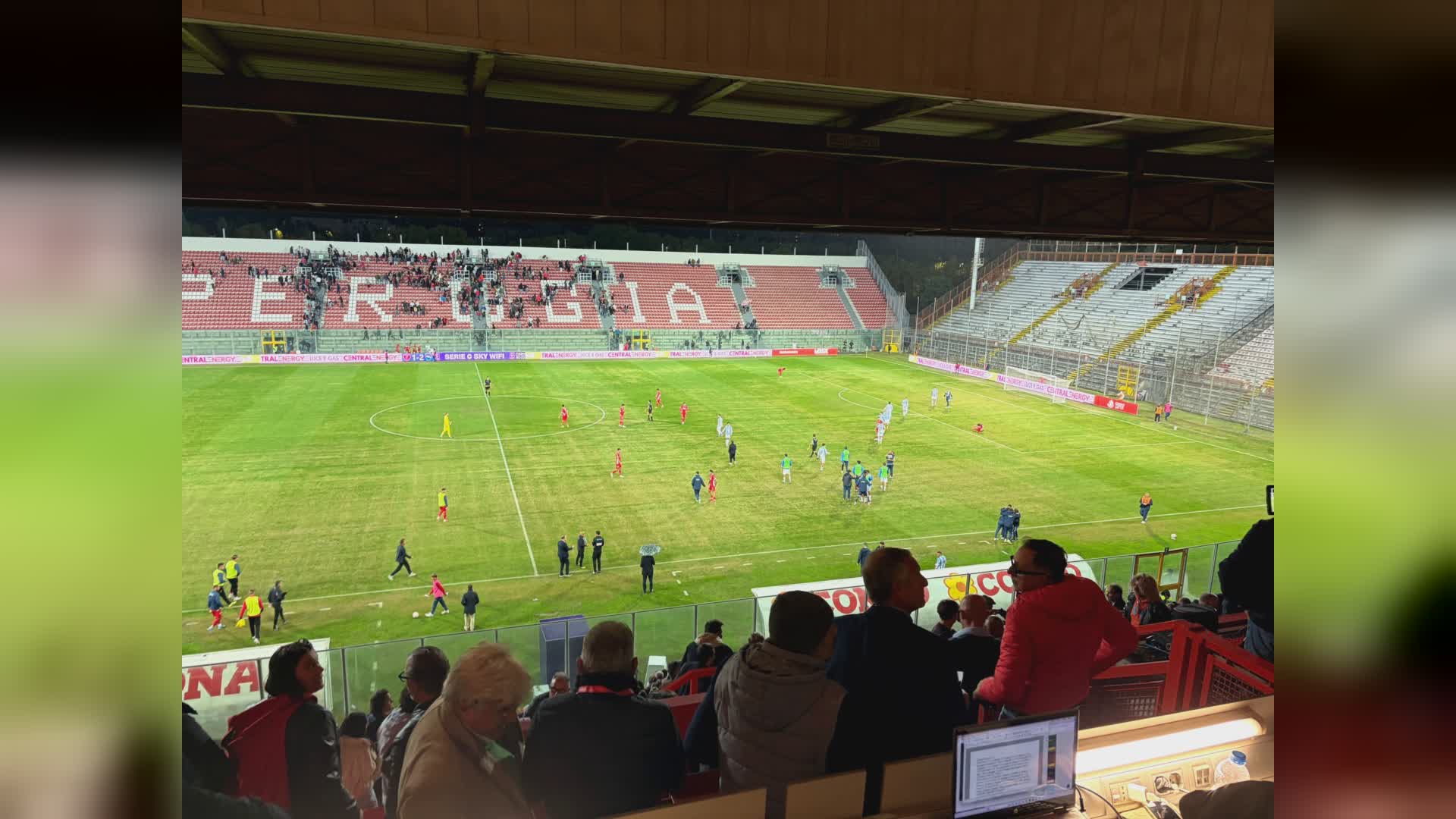 Merola ribalta il Grifo, al Curi passa il Pescara (1-2)