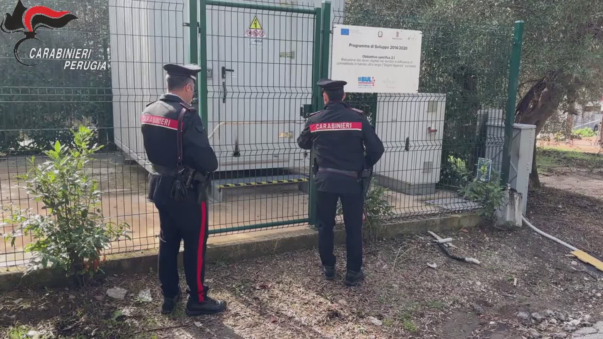 Danneggiamento alla cabina fibra ottica: arrestato dai carabinieri