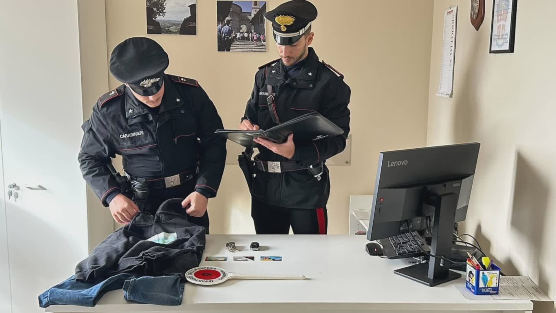 Furto e ricettazione, i carabinieri denunciano un 32enne